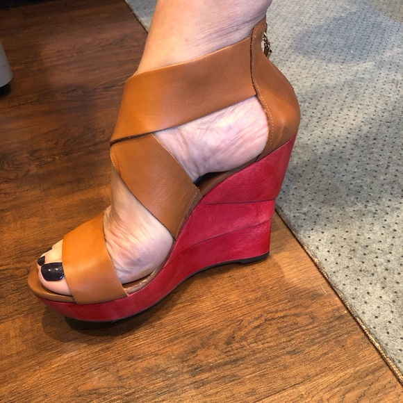 DIANE von FURSTENBERG here $165NWT from NORDSTROM $400. Wedge heels size 9.5 ❤️ - Picture 3 of 16
